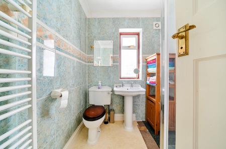 1296612-13-682b53...