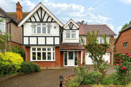 1295884-11-6835d8...