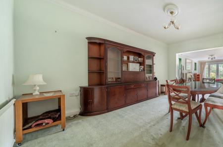 1295884-1-6835d5a...