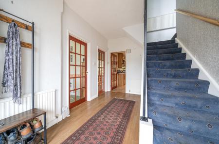 1295884-5-6835d6f...