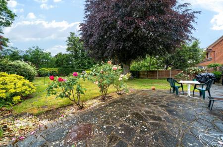 1295884-13-6835d8...