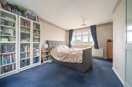 1295884-17-6835da...