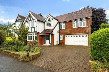 1295884-10-6835d8...