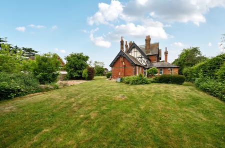 1295313-5-6825e1e...