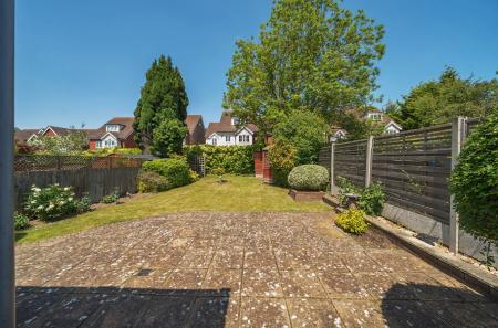 1309140-19-684c21...