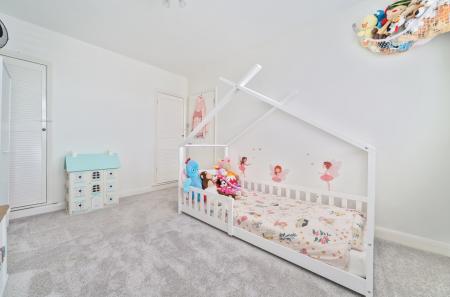 1307250-4-68519b2...