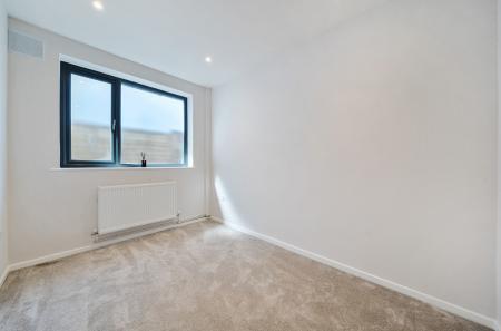 1312298-3-6852be7...