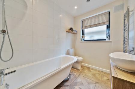 1312298-12-6852be...