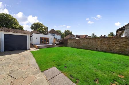 1312298-24-6852bf...