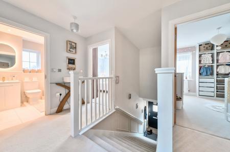 1316104-10-685d9a...