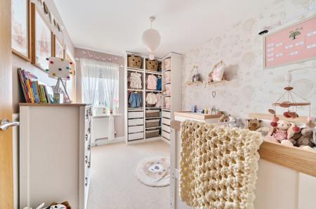 1316104-12-685d9a...