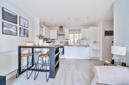 1316104-20-685d9a...