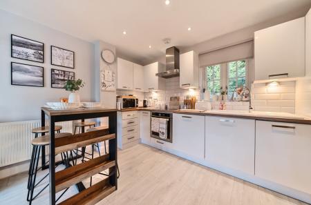 1316104-24-685d9b...