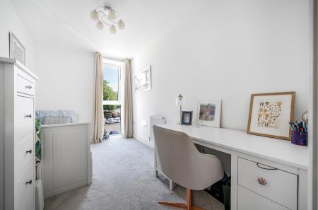 1316127-4-6862982...