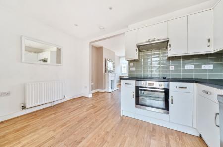 1321772-15-686be3...