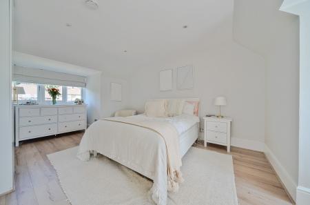 1316626-1-686cf72...