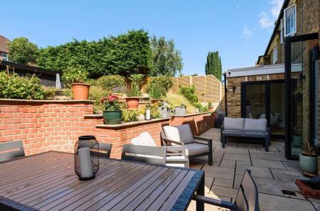 1316626-29-686cf9...