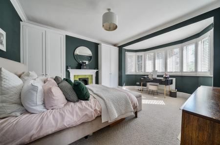 1316626-4-686cf81...