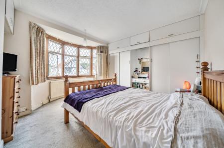 1318901-19-686555...