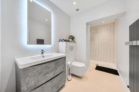 1320235-11-687208...