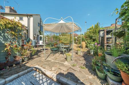 1324340-5-686fed2...