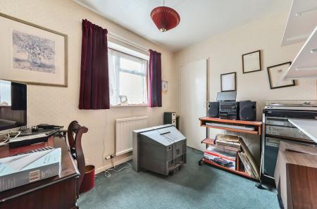 1327324-7-6880ed8...