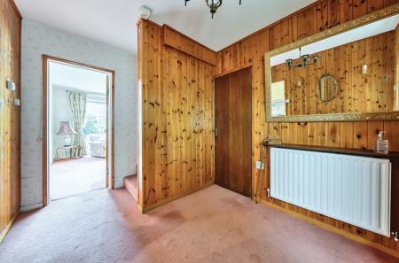 1327324-1-6880eba...