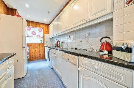 1327324-4-6880ed6...