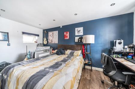 1344172-10-68a85e...