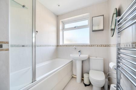 1342370-4-68ae071...