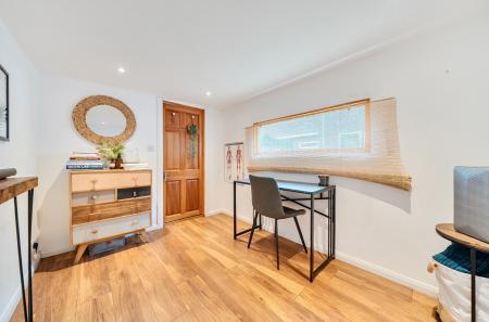 1342370-22-68ae08...