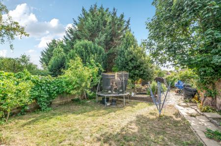 1330225-18-6893d1...