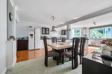 1330225-8-6893d04...