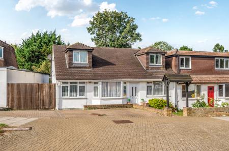 1330225-27-68aed5...