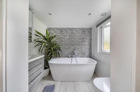 1345863-18-68b19a...