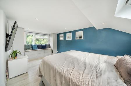 1345863-17-68b19a...