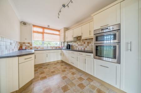 1357741-15-68ced1...