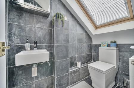 1358239-19-68d6d0...