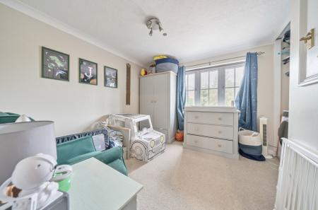 1358239-12-68d6d0...