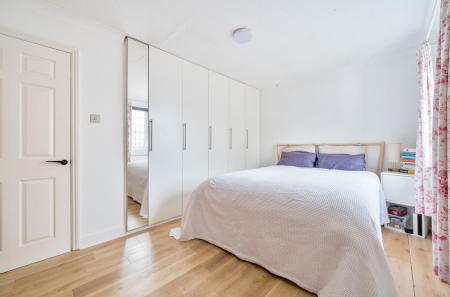 1364073-16-68ed8d...