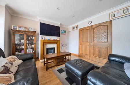 1375143-42-6909f6...