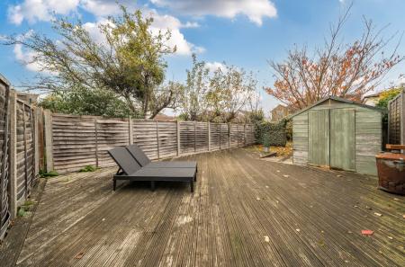 1374183-17-690dc3...