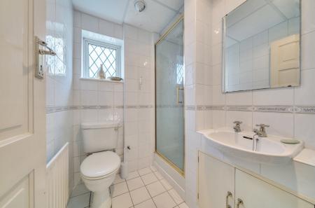 1375790-5-690cab2...