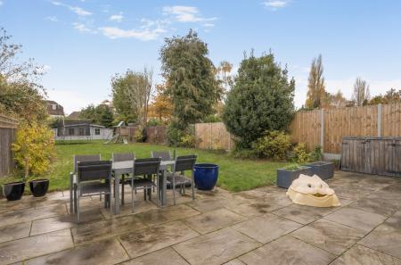 1374280-24-690e5d...