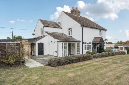 1348032-5-68b72e6...