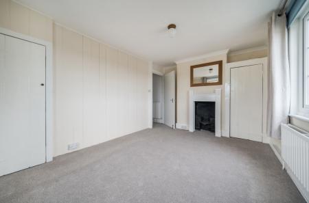 1348032-18-68b72f...