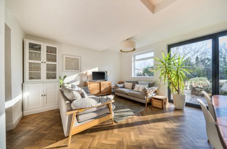 1383002-6-6920a4c...