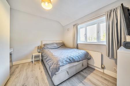 1386548-9-692ecc2...