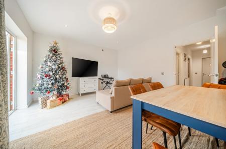 1386349-6-6942826...