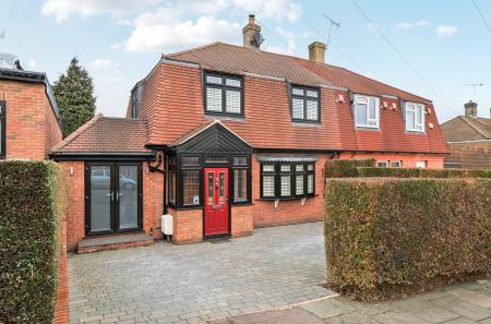 1387769-22-694147...